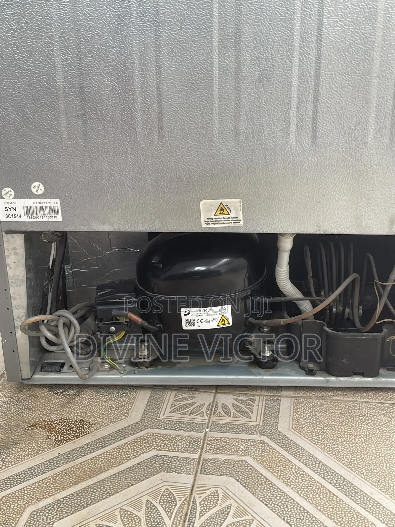 Synix 258liters Refrigerator
