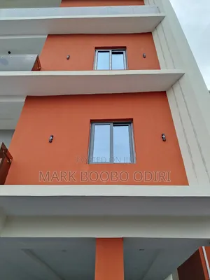 3bdrm Block of Flats in Ikeja G.R.A for rent