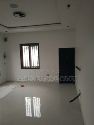 3bdrm Block of Flats in Ikeja G.R.A for rent