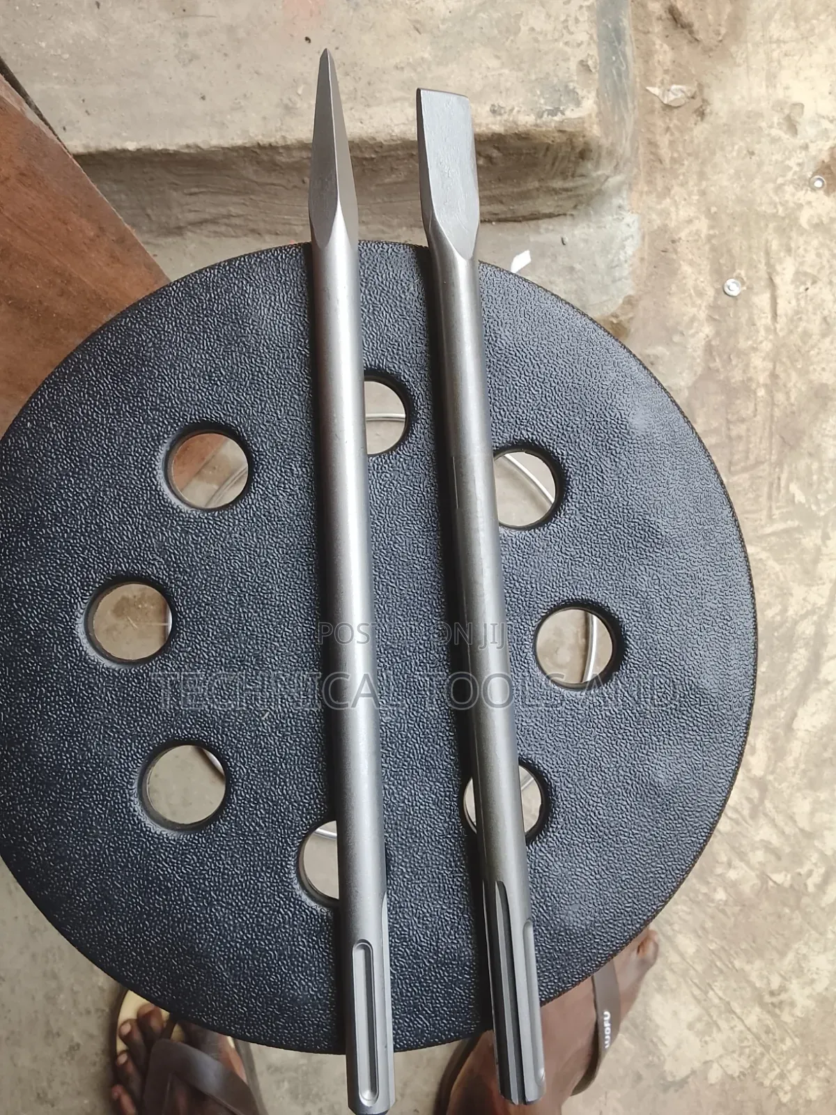Chisel 18x400