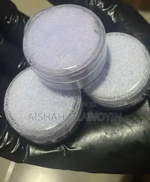 Lipgloss and Scrubs