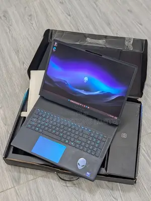 Laptop Alienware 18 Area-51 32GB Intel Core Ultra 9 SSD 1T