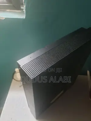 Xbox One X