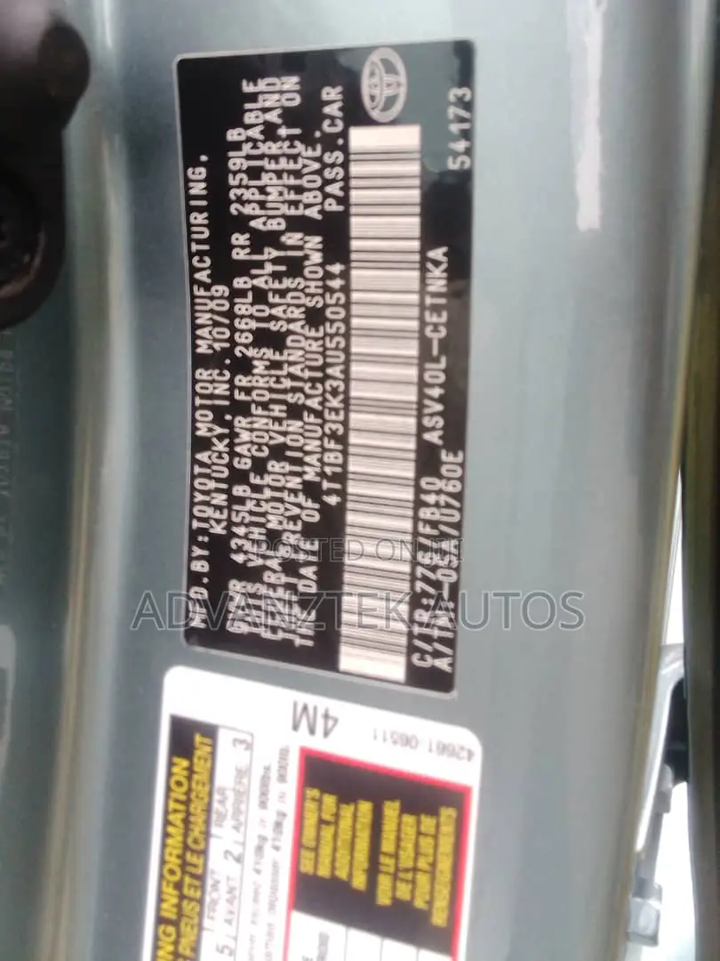 Toyota Camry LE 4dr Sedan (2.5L 4cyl 6A) 2011 Green