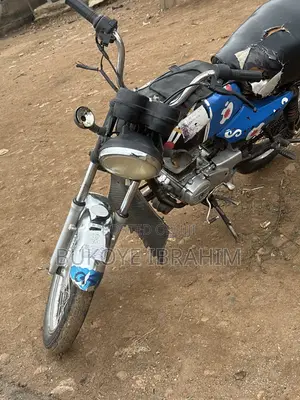 Bajaj Boxer 100 2000 Red