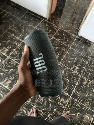 JBL Charge 5