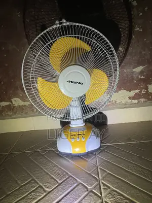 Mewe 12” Rechargeable Table Fan