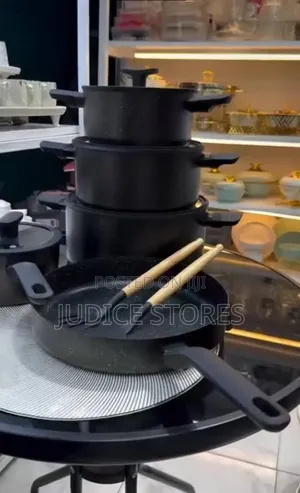 Cooking Pot