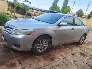 Toyota Camry 2010 Silver