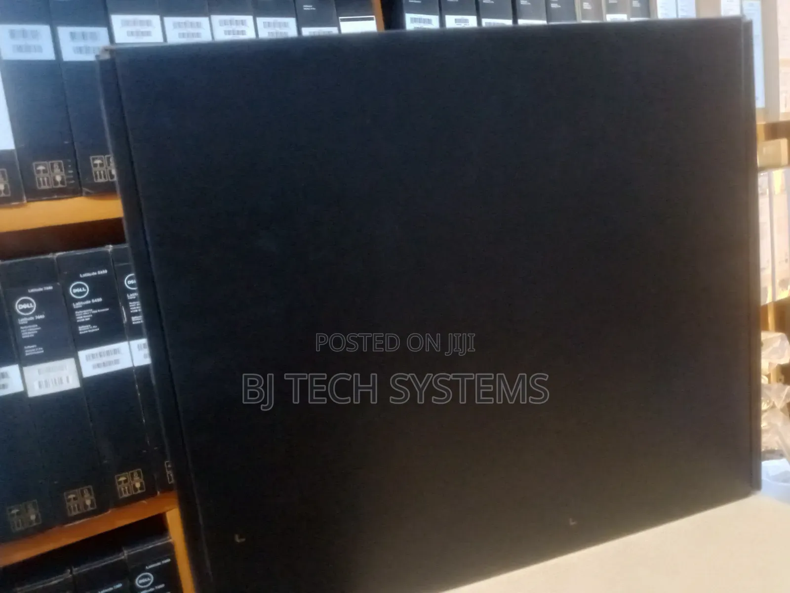 New Laptop Dell Latitude 7440 32GB Intel Core i7 SSD 512GB