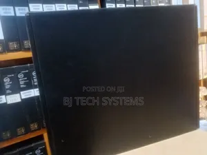 New Laptop Dell Latitude 7440 32GB Intel Core i7 SSD 512GB