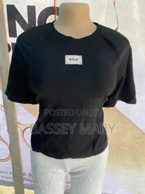 Basic/Crop Tops