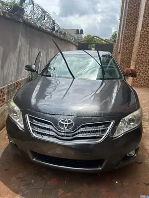 Toyota Camry 2008 Gray