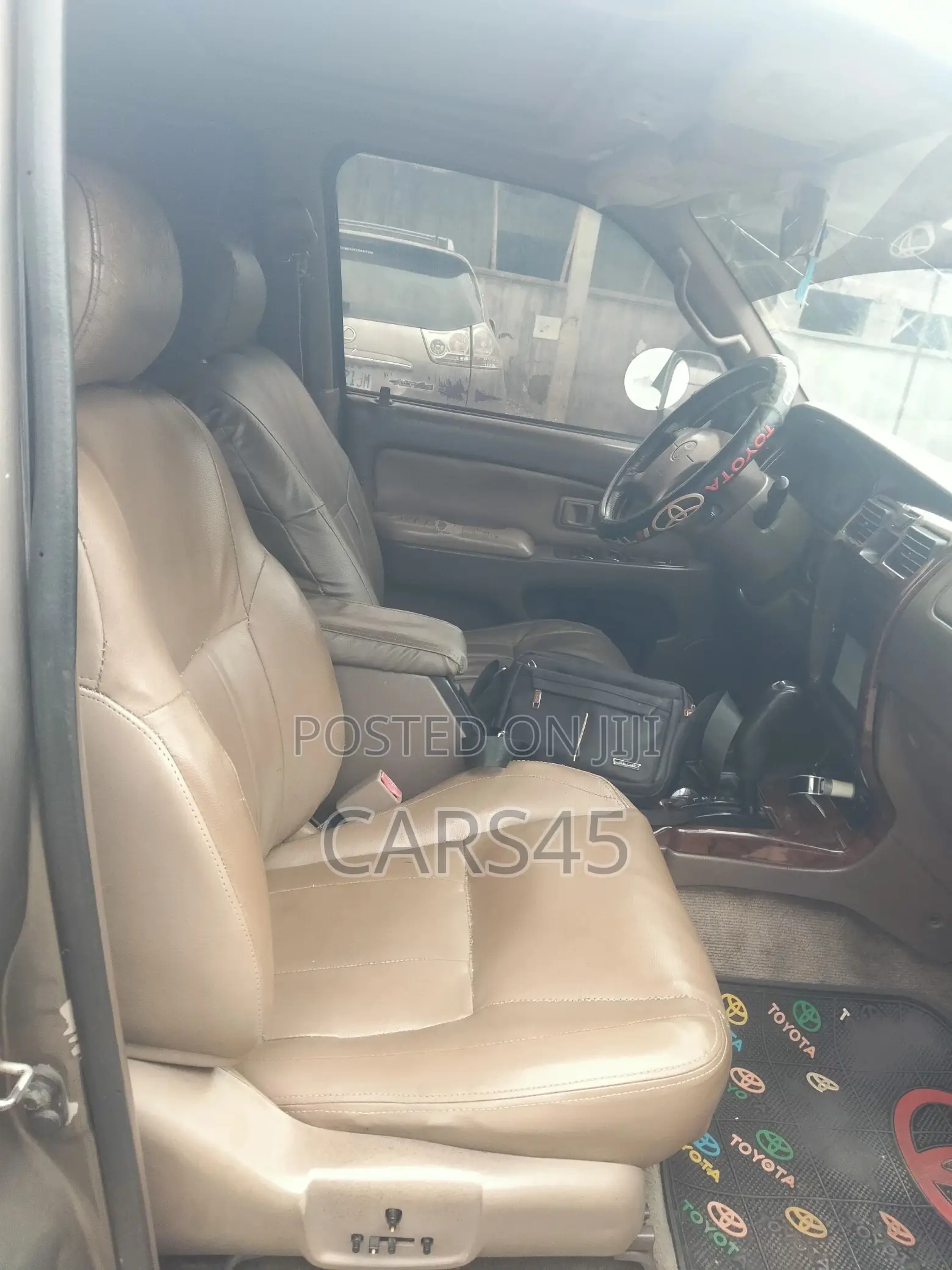 Toyota 4-Runner 2000 Gray