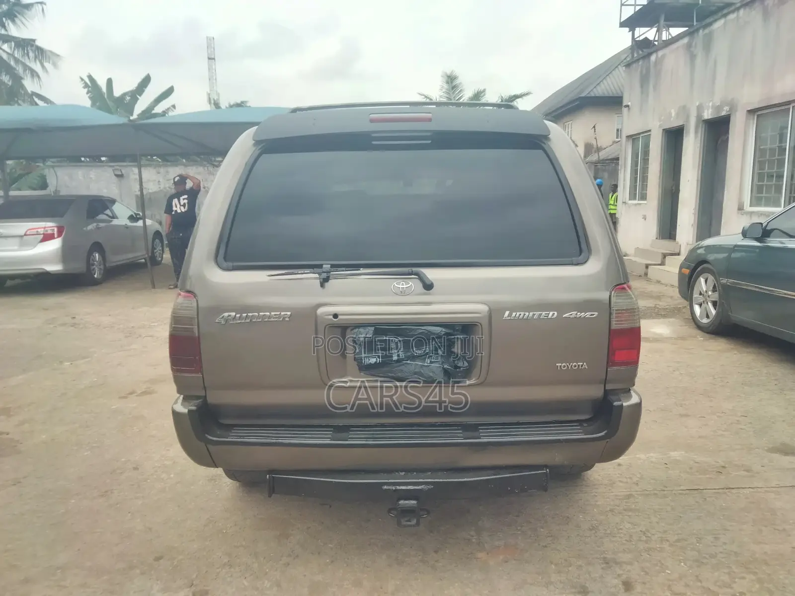 Toyota 4-Runner 2000 Gray