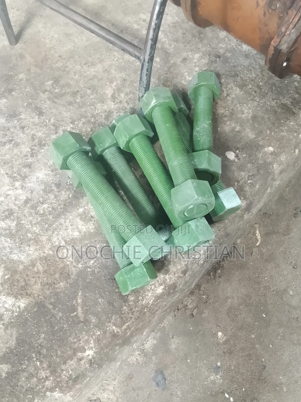 11/2 X250 Stud Boit and Nut
