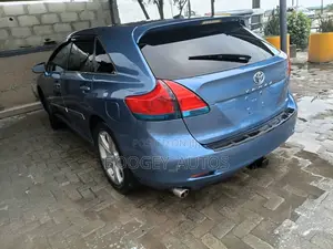 Toyota Venza 2011 Blue