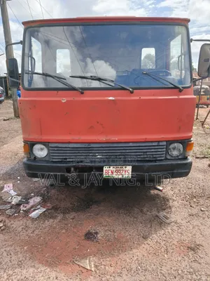 Fiat Iveco 6 Tyres Rigid Truck - Nigerian Use