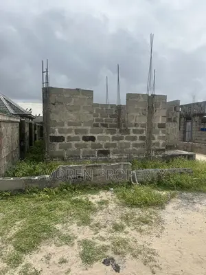 2bdrm House in Eleko for sale