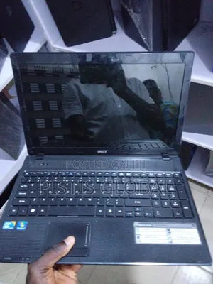 New Laptop Acer Aspire 5742G 4GB Intel Core i3 SSD 128GB