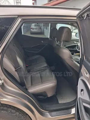 Hyundai Santa Fe 2014 Brown