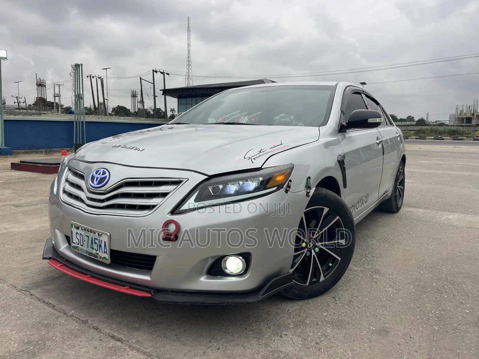 Toyota Camry 2010 Silver