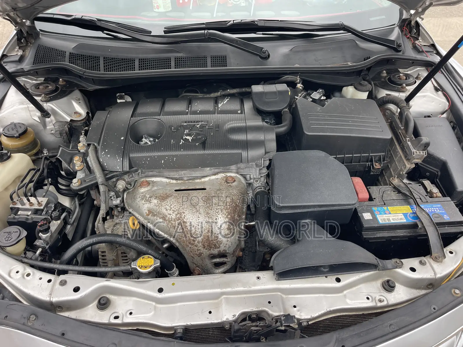 Toyota Camry 2010 Silver