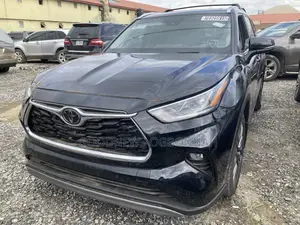 Toyota Highlander Platinum AWD 2020 Black