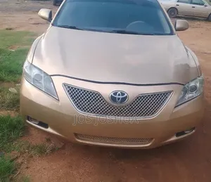 Toyota Camry 2008 Gold