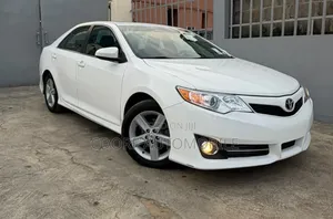 Toyota Camry 2013 White