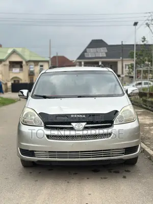 Toyota Sienna 2006 Silver