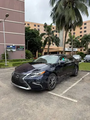 Lexus ES 2016 Black