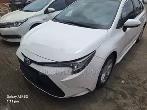Toyota Corolla 2021 White