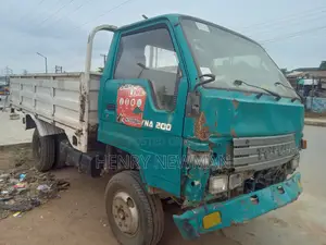 Toyota Dyna 200 for Sale