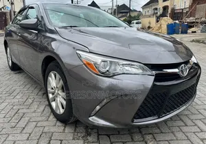Toyota Camry LE 4dr Sedan (2.5L 4cyl 6A) 2016 Gray