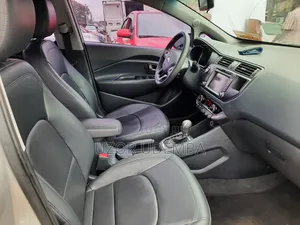 Kia Rio 2011 Silver