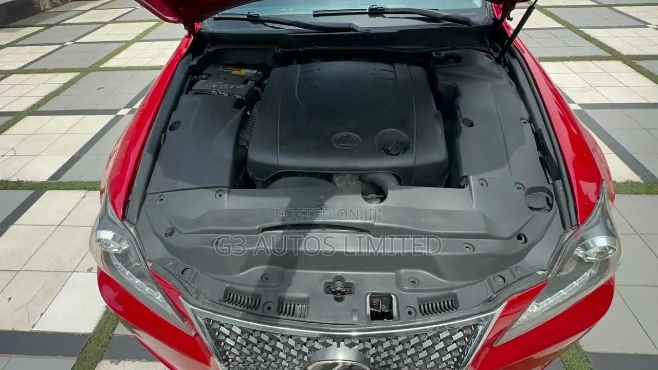 Lexus IS 250 2008 Red
