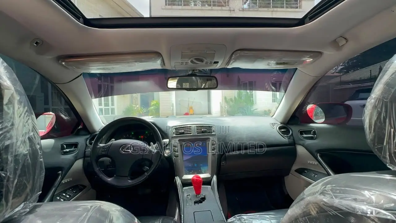 Lexus IS 250 2008 Red