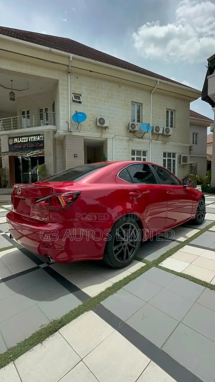Lexus IS 250 2008 Red