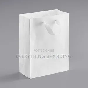 A5 White Kraft Paper Bag for Gifts, Food Retail Packaging