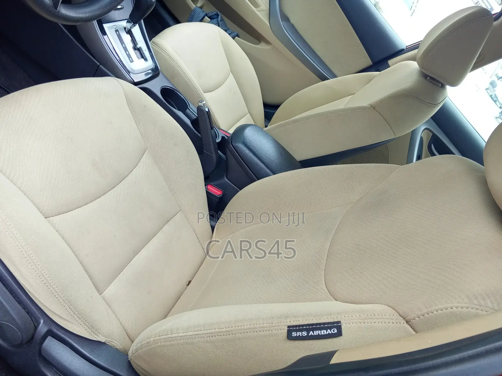Hyundai Elantra 2011 Red