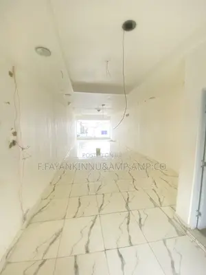 Vacant Shop Space for Rent