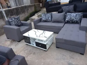 Quality L Shape With Centre Table and Single