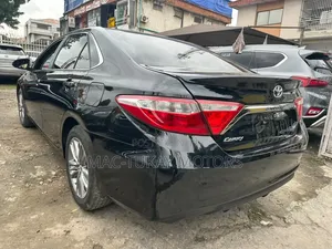 Toyota Camry 2016 Black