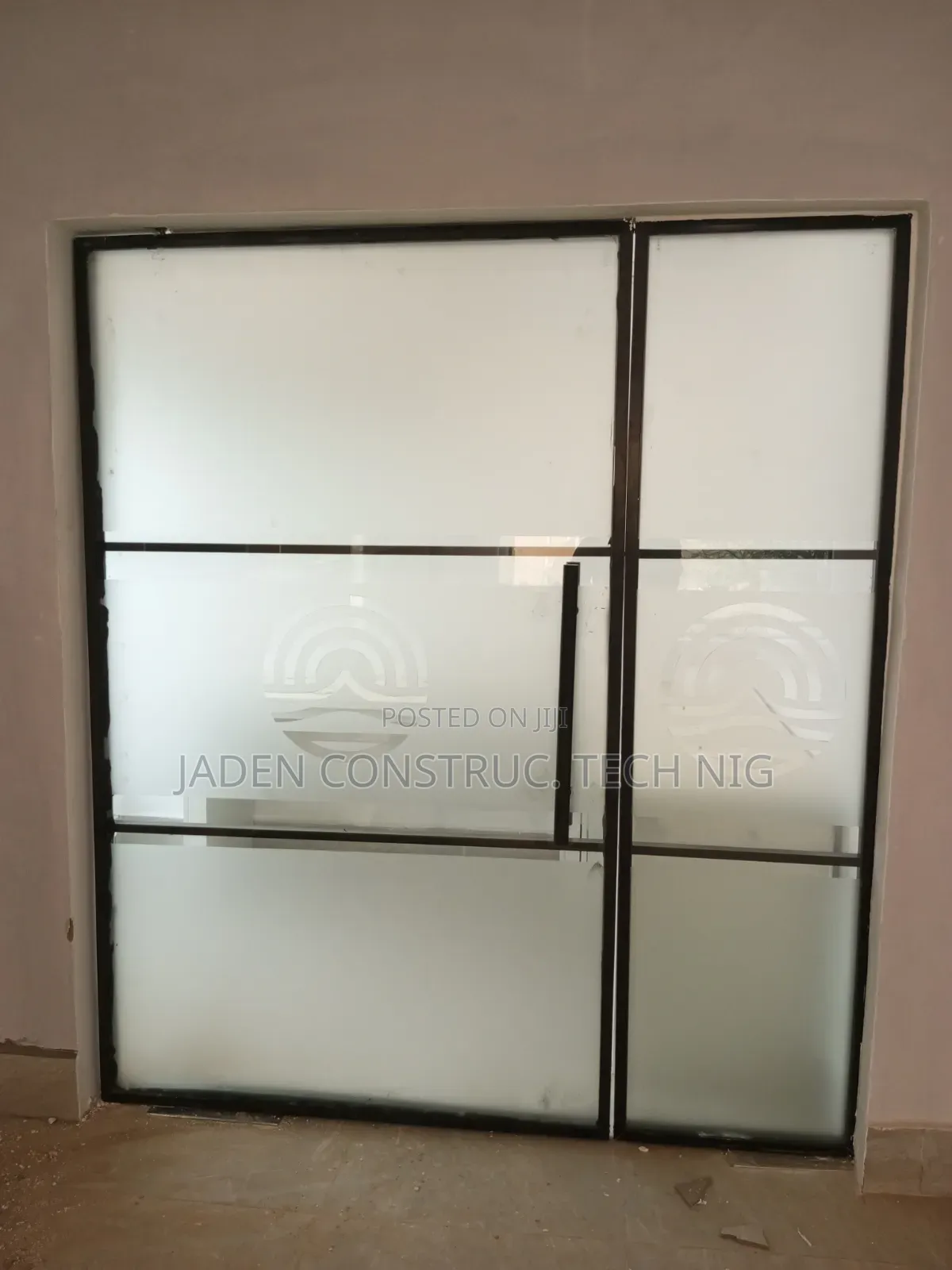 Modern Frameless Glass Door@
