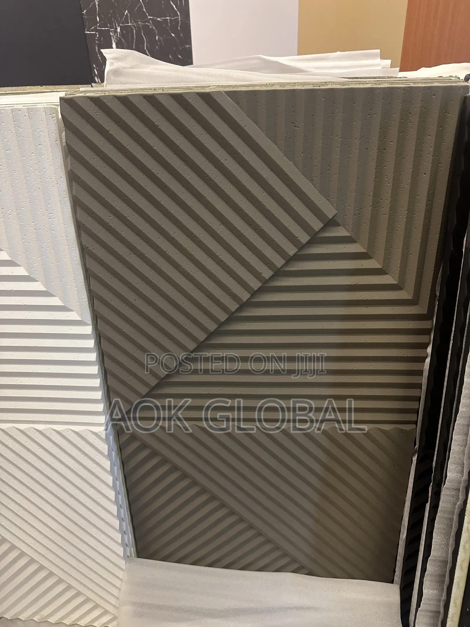 Luxurious Pu Stone