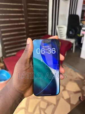 Apple iPhone 16 Pro 128 GB Gray