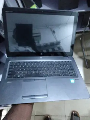New Laptop HP EliteBook 840 G6 8GB Intel Core i7 SSD 256GB