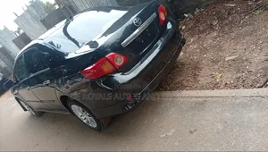 Toyota Corolla 2010 Black