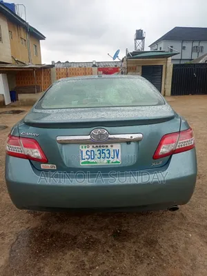 Toyota Camry 2011